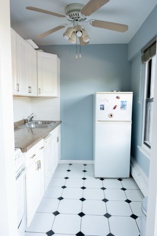 4880 N Marine Drive 304, Chicago, IL 60640