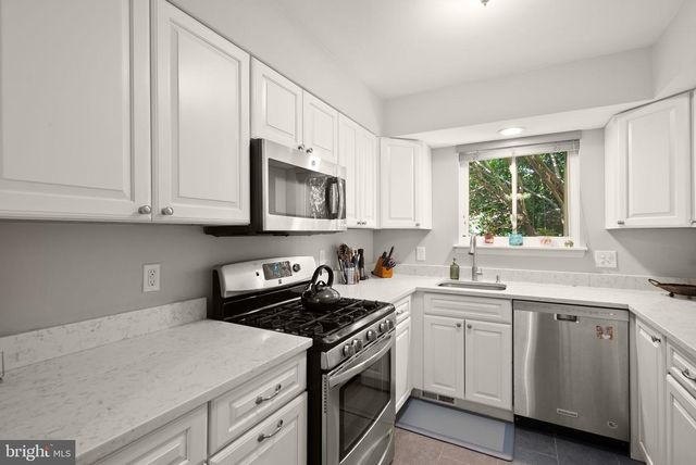 11041 SAFFOLD WAY, Reston, VA 20190