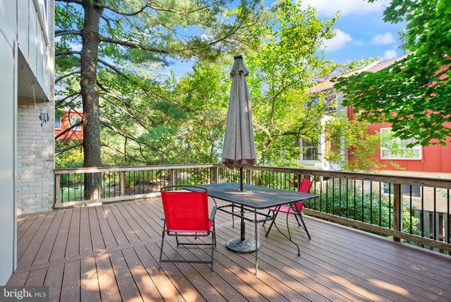 11041 SAFFOLD WAY, Reston, VA 20190