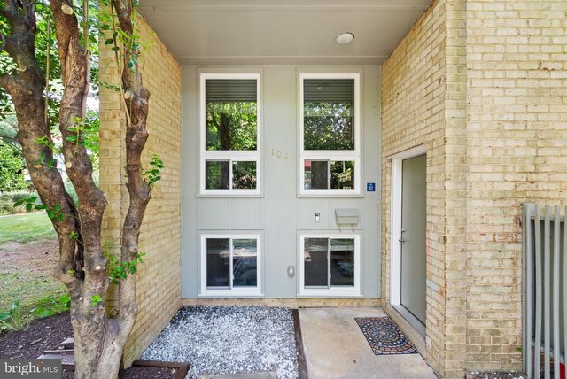 11041 SAFFOLD WAY, Reston, VA 20190