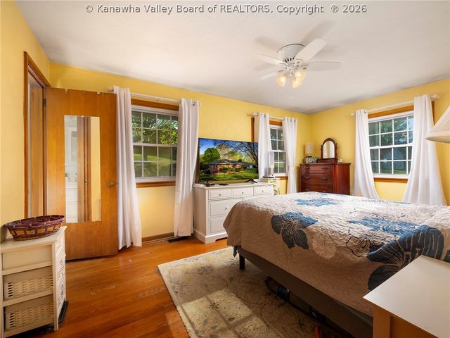 161 Oakwood Estates, Scott Depot, WV 25560