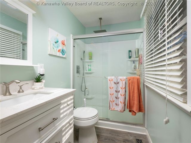 161 Oakwood Estates, Scott Depot, WV 25560
