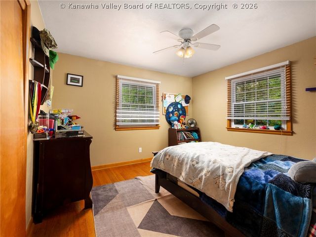 161 Oakwood Estates, Scott Depot, WV 25560