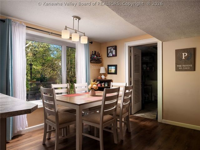 161 Oakwood Estates, Scott Depot, WV 25560