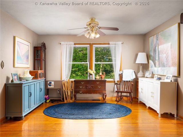 161 Oakwood Estates, Scott Depot, WV 25560