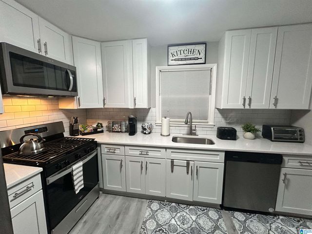 1036 MEDINA DRIVE, Birmingham, AL 35235