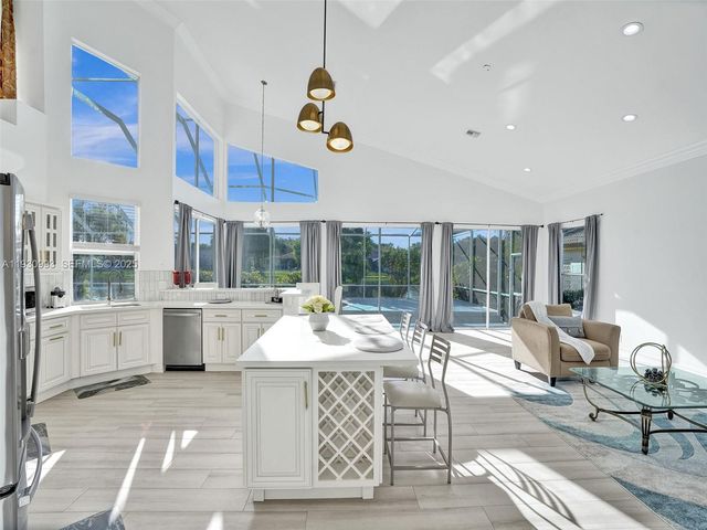 4310 NW 63rd Ave 4310, Coral Springs, FL 33067