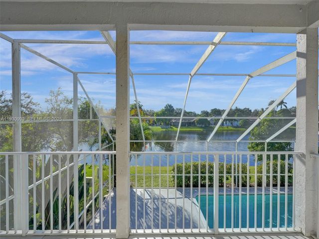 4310 NW 63rd Ave 4310, Coral Springs, FL 33067