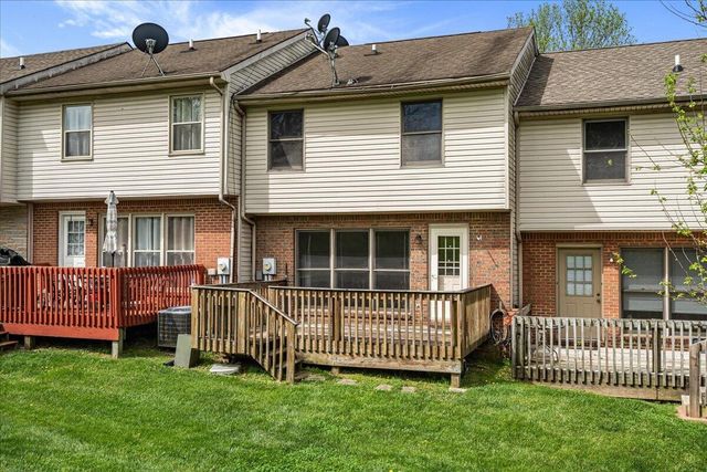 108 Park Place Court, Paris, KY 40361