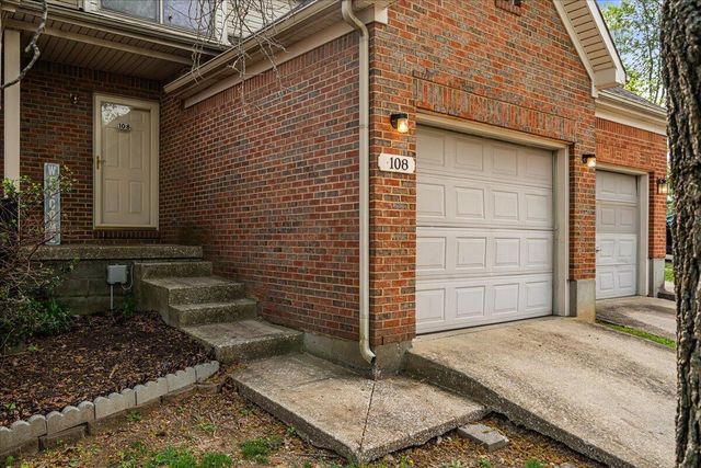108 Park Place Court, Paris, KY 40361