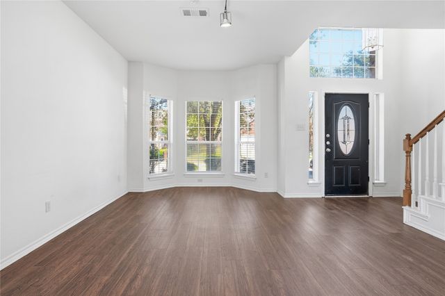 7988 Glenway Drive, Dallas, TX 75249