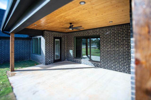 13932 Cedar Vista Lane, Tyler, TX 75704