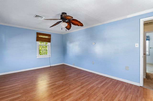 320 CECIL ST, Chesapeake City, MD 21915