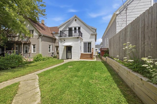 1321 Monroe AVENUE, South Milwaukee, WI 53172