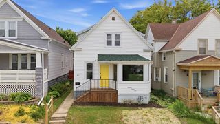 1321 Monroe AVENUE, South Milwaukee, WI 53172