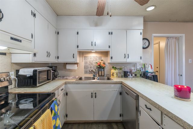 812 Sunset Drive, Clyde, TX 79510