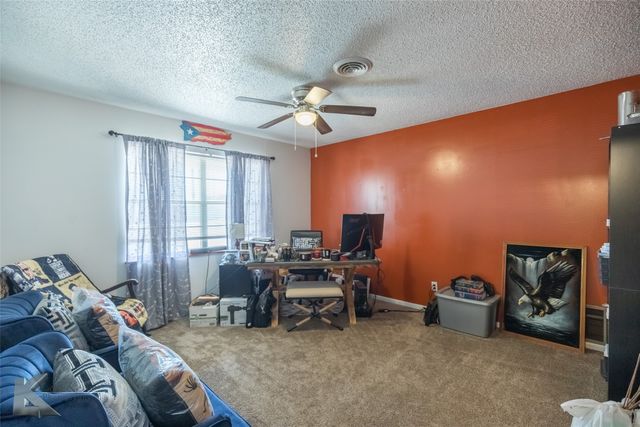 812 Sunset Drive, Clyde, TX 79510