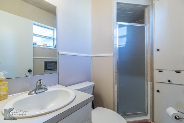 812 Sunset Drive, Clyde, TX 79510