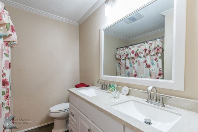 812 Sunset Drive, Clyde, TX 79510