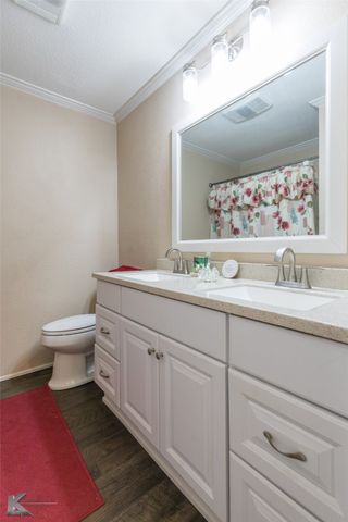 812 Sunset Drive, Clyde, TX 79510