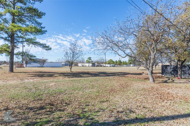 812 Sunset Drive, Clyde, TX 79510