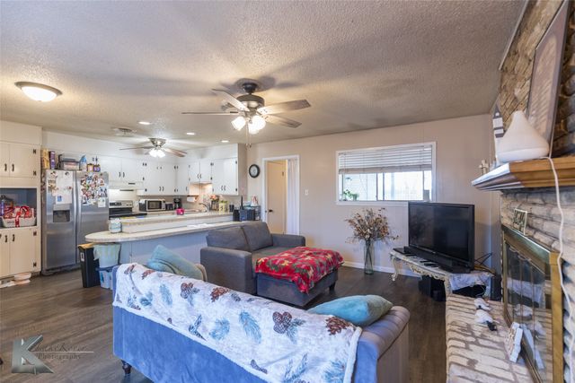 812 Sunset Drive, Clyde, TX 79510