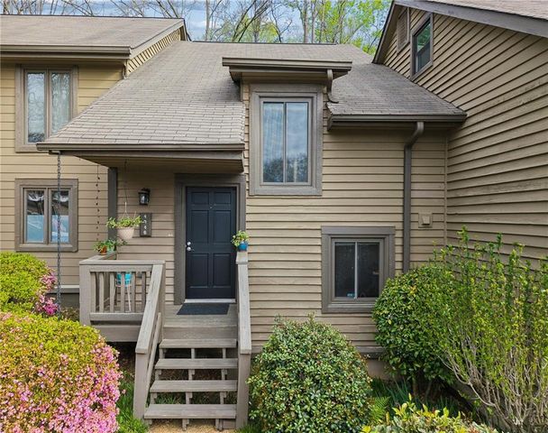4246 D Youville Trace, Atlanta, GA 30341