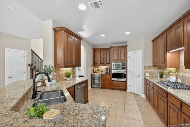 17950 Maui Sands, San Antonio, TX 78255