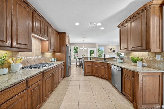 17950 Maui Sands, San Antonio, TX 78255