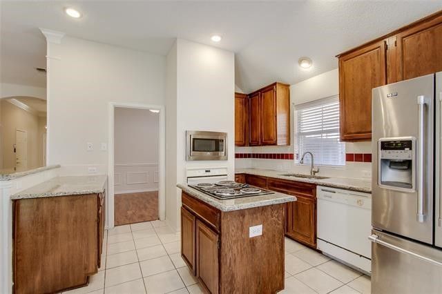 9312 Ponderosa Trail, Irving, TX 75063