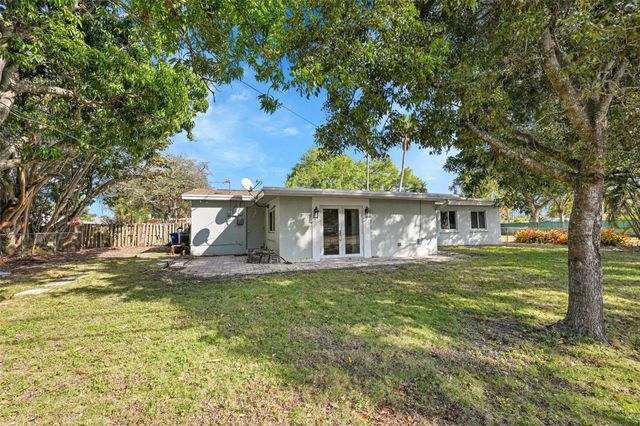 417 NE 10th Avenue, Pompano Beach, FL 33060