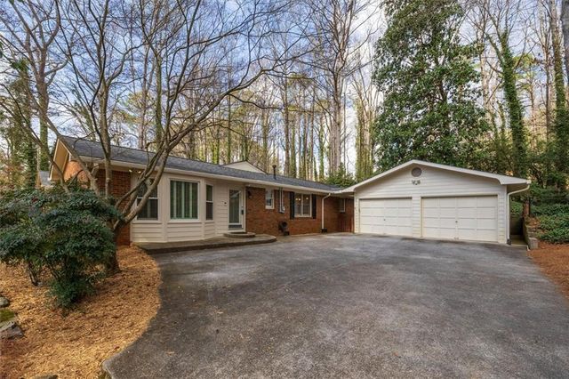 5498 Smoke Rise Drive, Smoke Rise, GA 30087