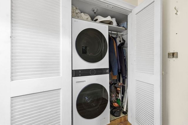 320 Commonwealth Avenue 41, Boston, MA 02115