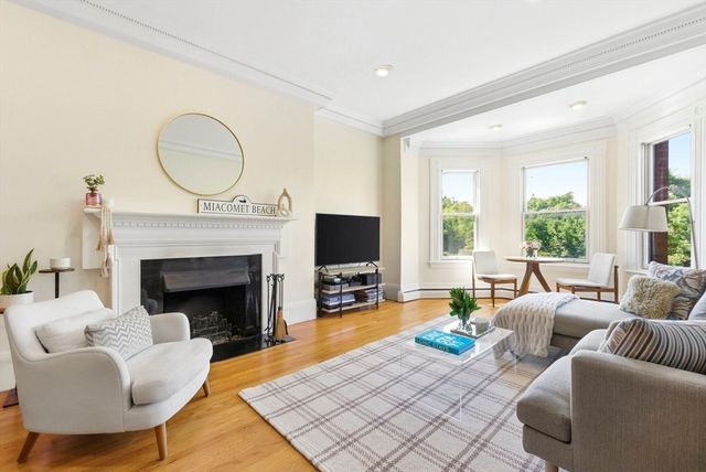 320 Commonwealth Avenue 41, Boston, MA 02115