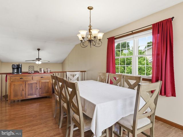 20 COLTON DR, Shippensburg, PA 17257