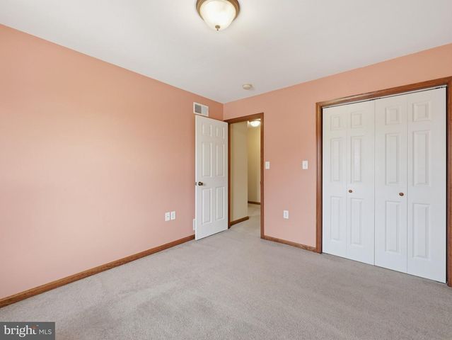 20 COLTON DR, Shippensburg, PA 17257