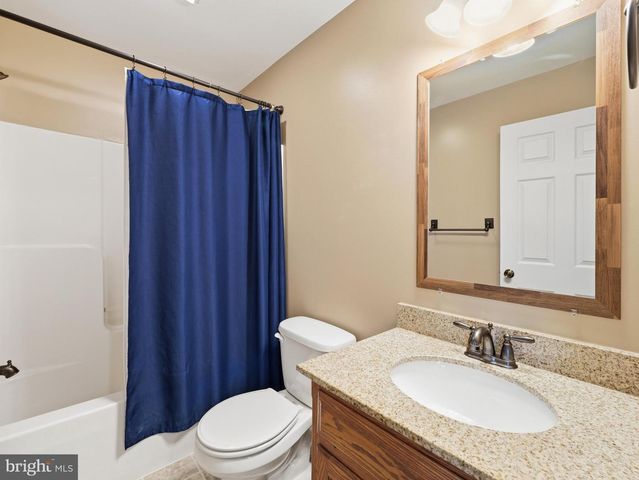 20 COLTON DR, Shippensburg, PA 17257