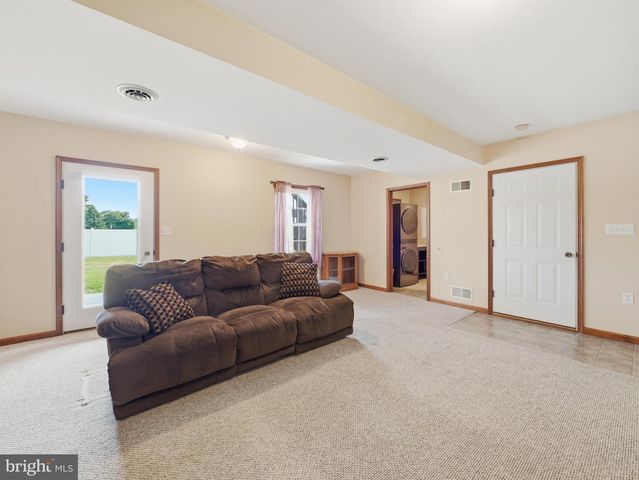 20 COLTON DR, Shippensburg, PA 17257