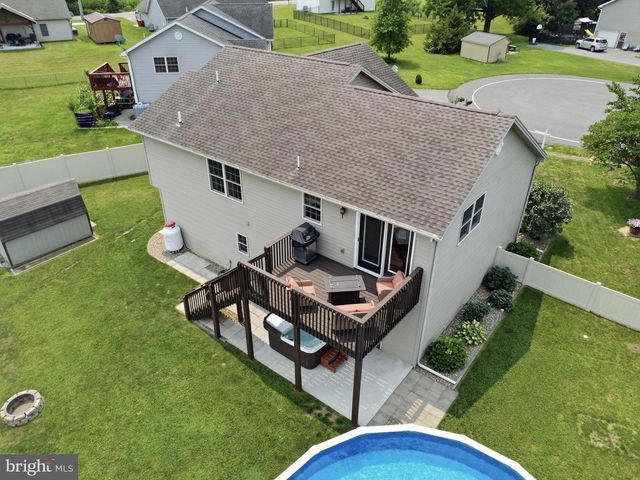 20 COLTON DR, Shippensburg, PA 17257