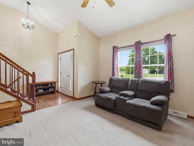 20 COLTON DR, Shippensburg, PA 17257