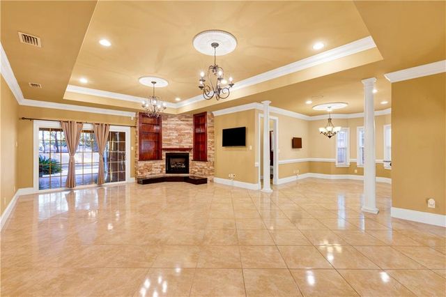 6220 Hickory Lane, Mobile, AL 36609