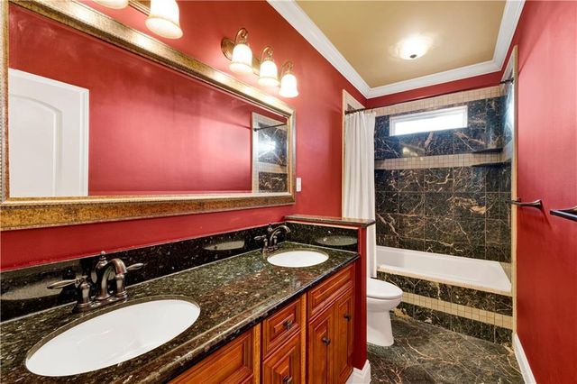 6220 Hickory Lane, Mobile, AL 36609