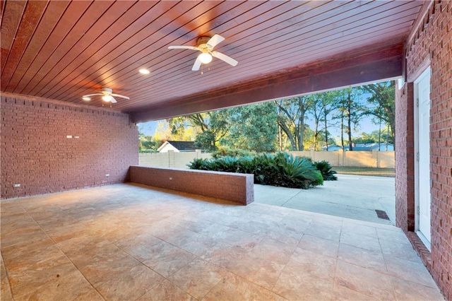 6220 Hickory Lane, Mobile, AL 36609