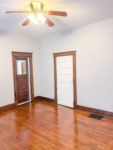2205 Kirby Avenue, Chattanooga, TN 37404