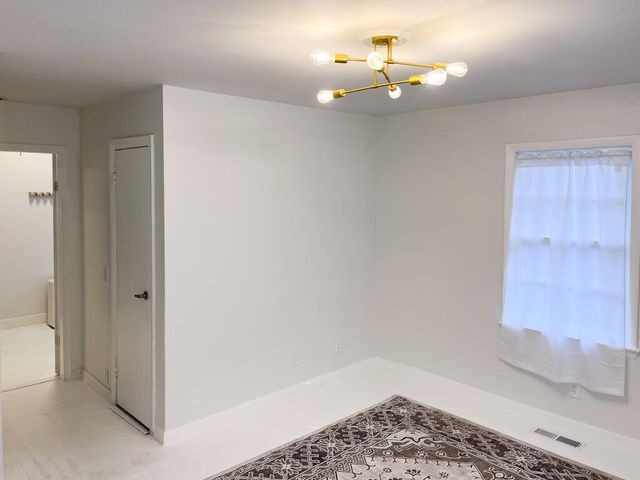 2205 Kirby Avenue, Chattanooga, TN 37404