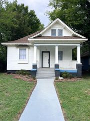 2205 Kirby Avenue, Chattanooga, TN 37404