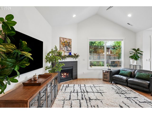 15333 Se LEGACY St, Happy Valley, OR 97086