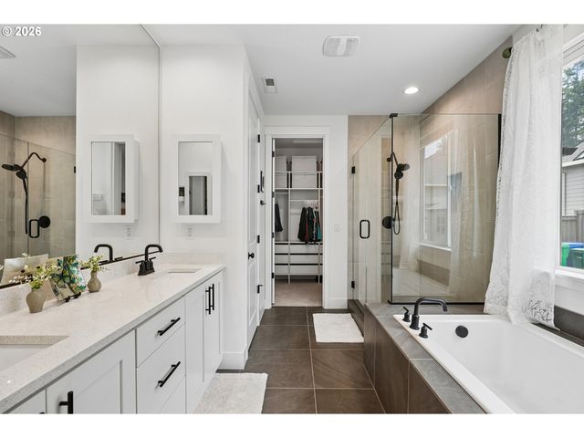 15333 Se LEGACY St, Happy Valley, OR 97086