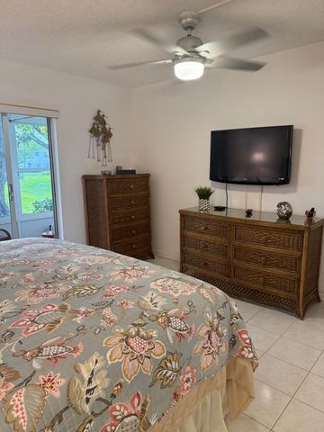 146 Somerset H 146, West Palm Beach, FL 33417