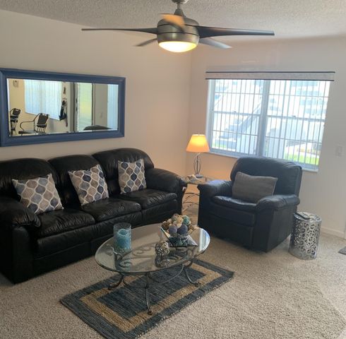 146 Somerset H 146, West Palm Beach, FL 33417